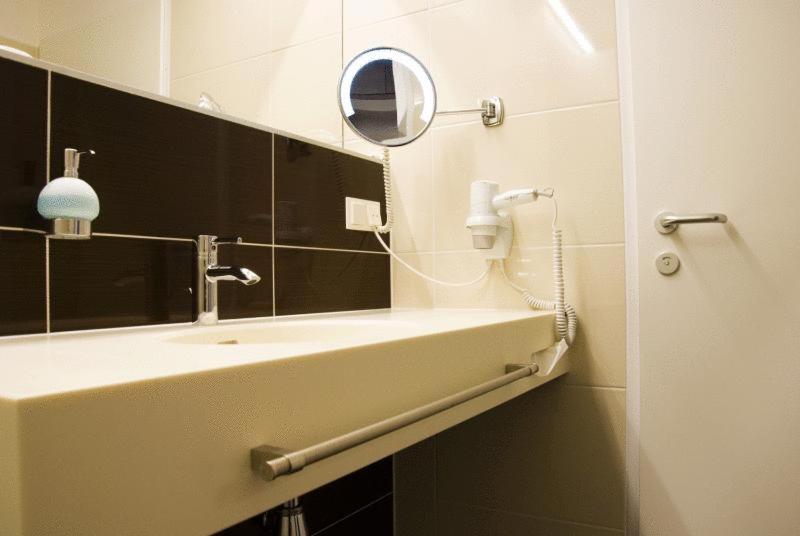 Hotel Der Reisinger Am Neufelder See