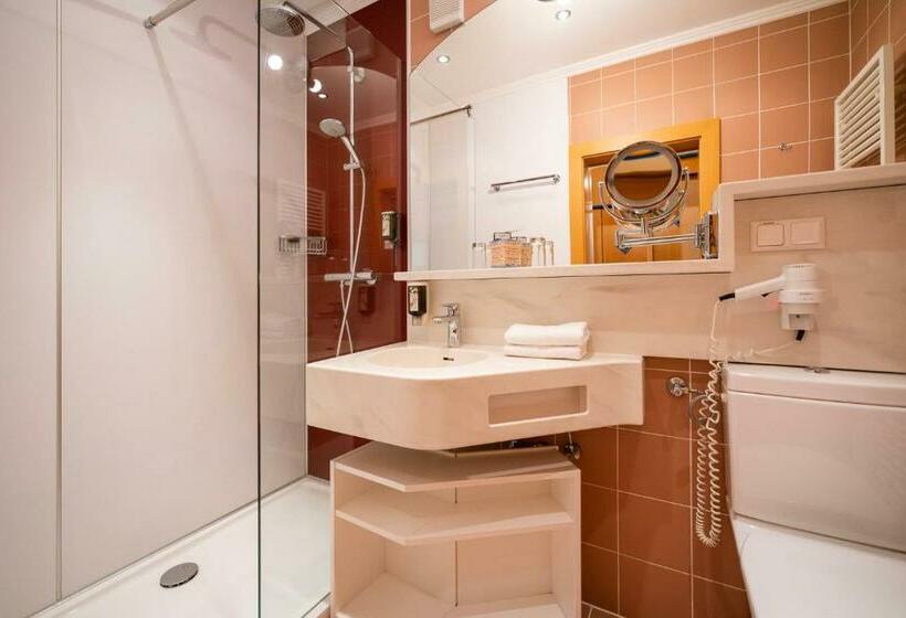 בית מלון כפרי Familien  Sportresort Brennseehof