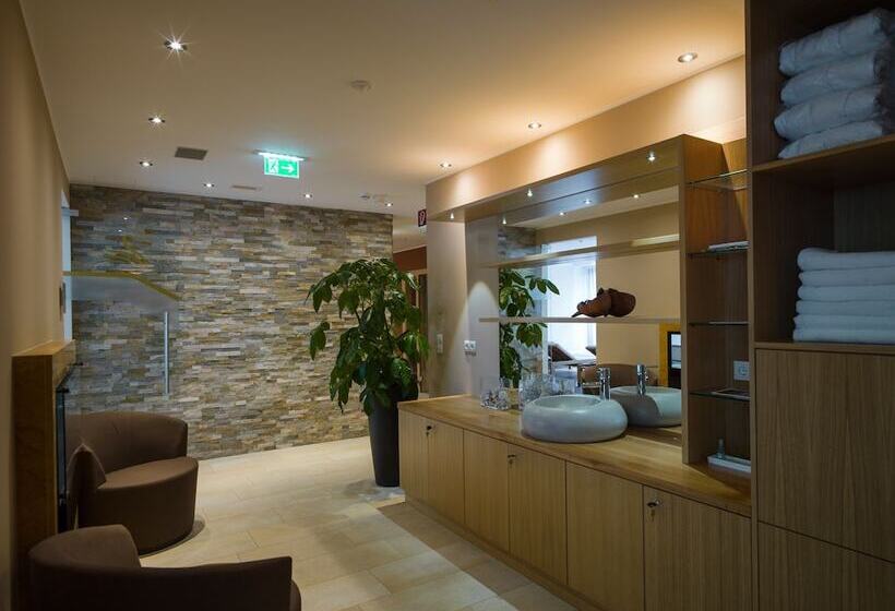 هتل Feel Good Resort Wörthersee