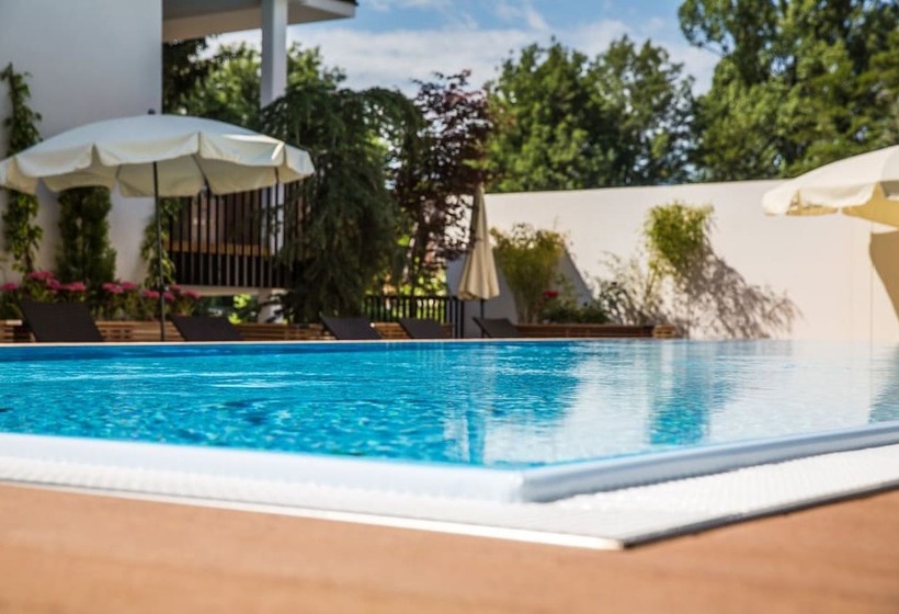 هتل Feel Good Resort Wörthersee