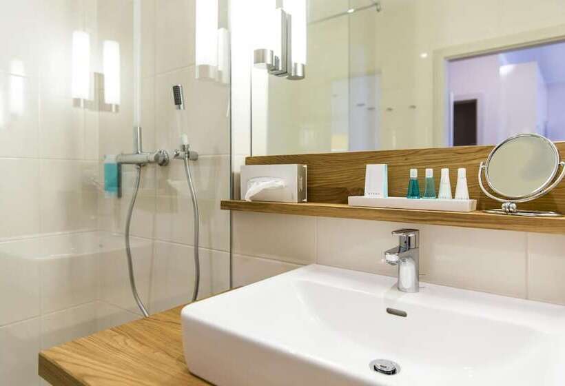 هتل Feel Good Resort Wörthersee