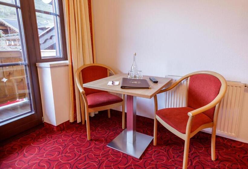 فندق Feriendorf Ponyhof