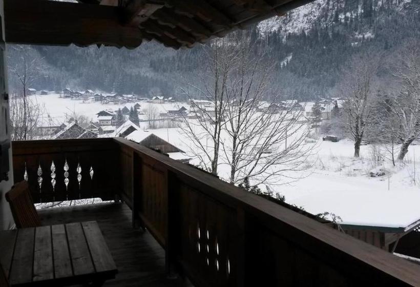 هتل Ferienhaus Asserbach