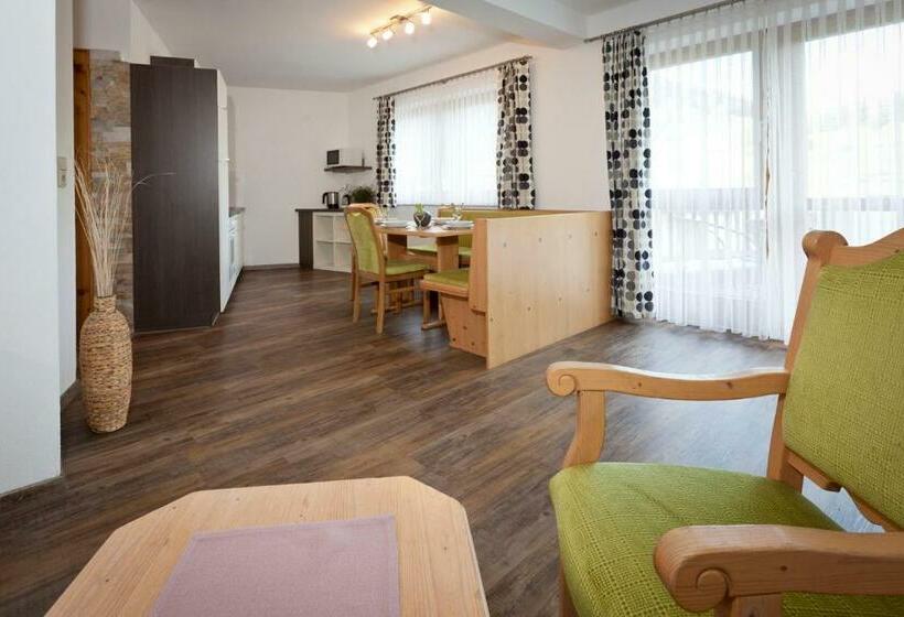 هتل Ferienhaus Auer