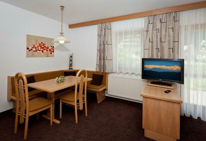 هتل Ferienhaus Auer