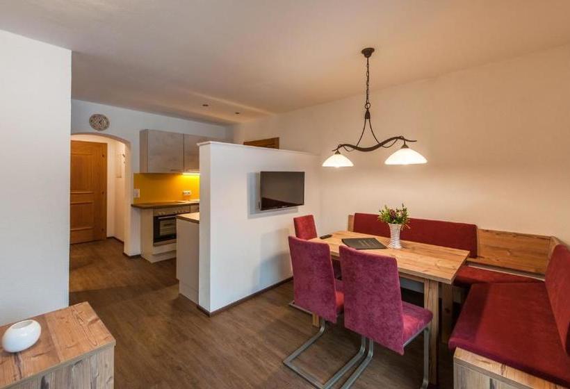 בית מלון כפרי Ferienhaus Larinmos