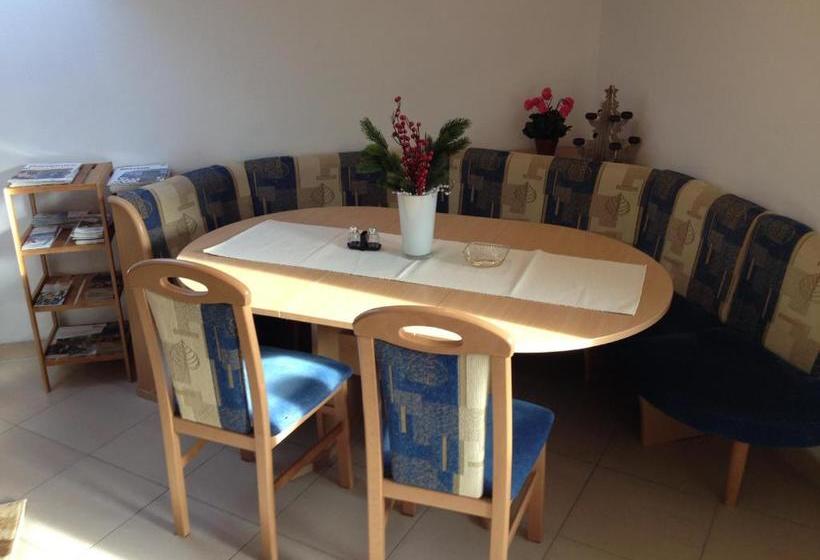 호텔 Ferienwohnungen Mair