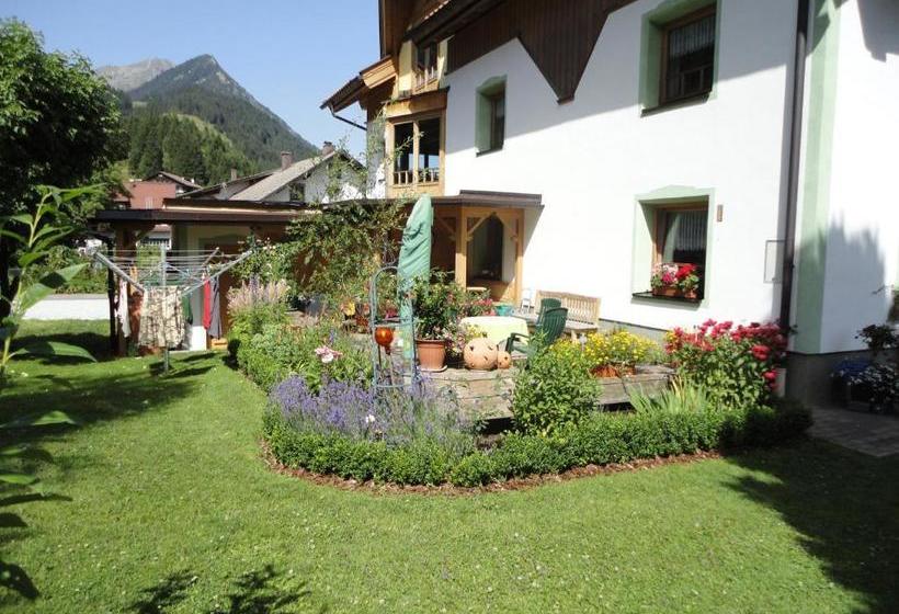 Отель Ferienwohnungen Pahle