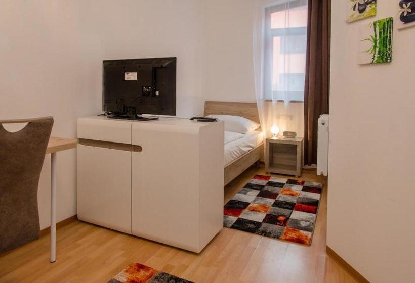 فندق Gasthaus Pension Nagl