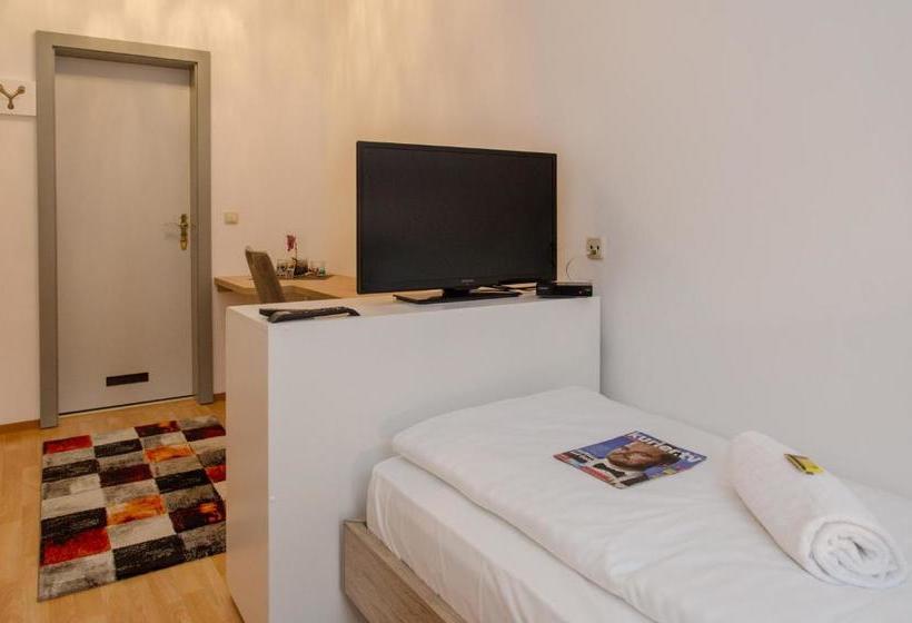 فندق Gasthaus Pension Nagl