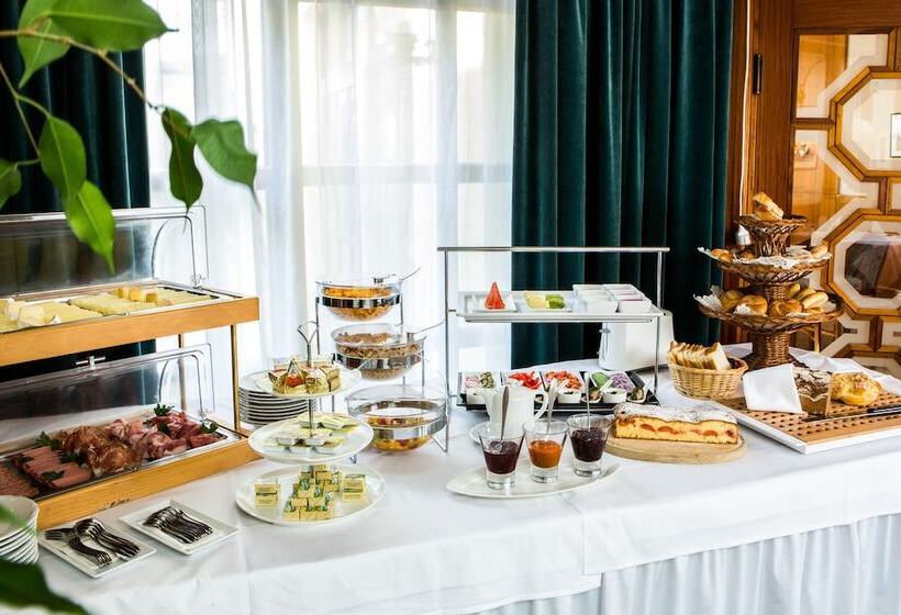 فندق Gasthof Restaurant Kollar Göbl