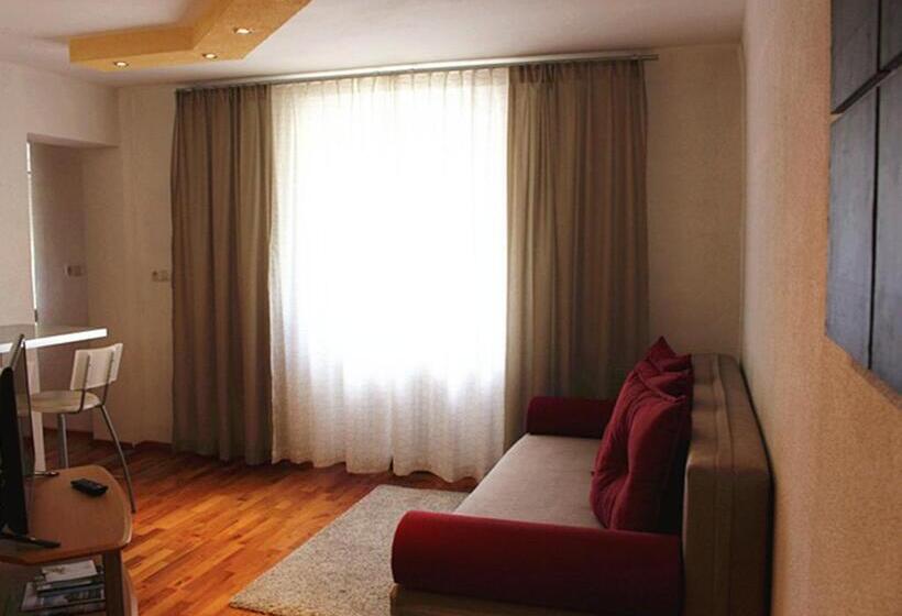 ホテル Gasthof  Zum Alten Turm