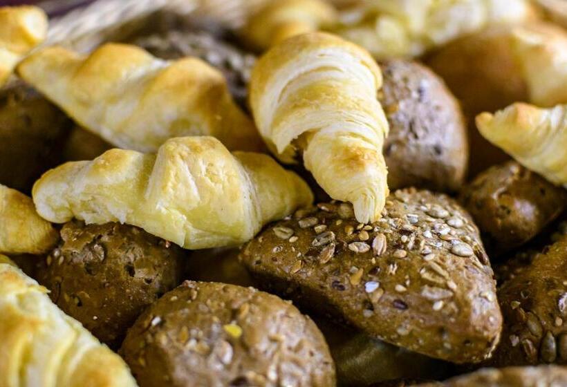 هتل Gasthof Zum Jägerwirt