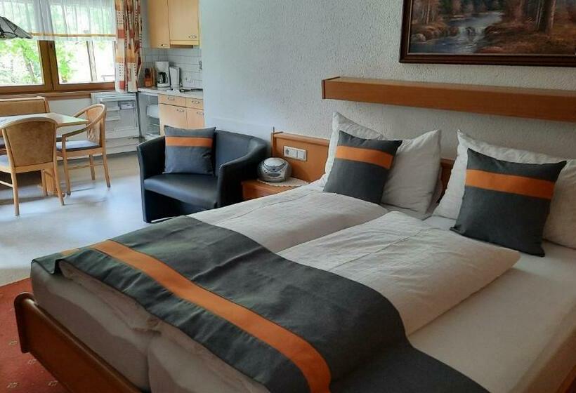 בית מלון כפרי Gästehaus Almrausch, Ferienanlage Mit Pool