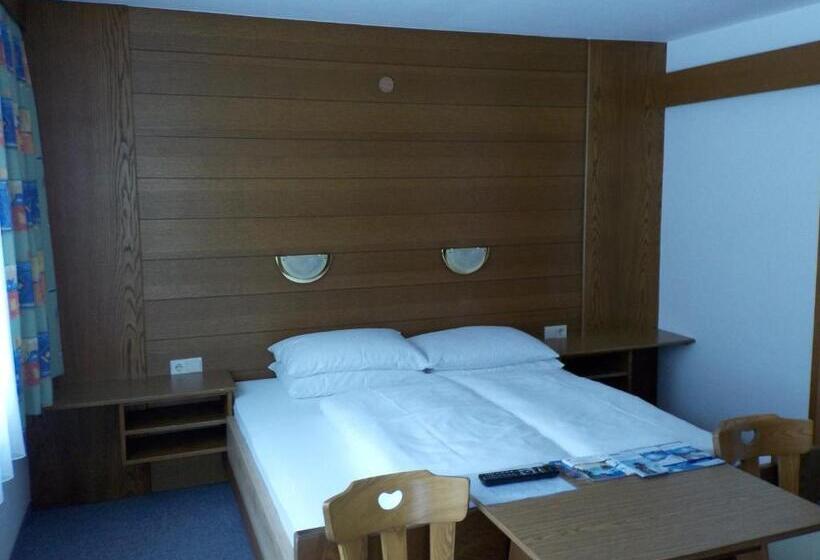 호텔 Gästehaus Kuen