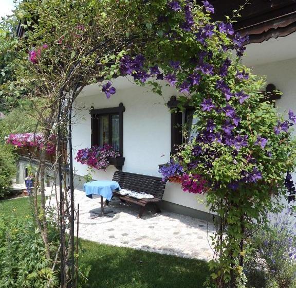 هتل Gästehaus Verena