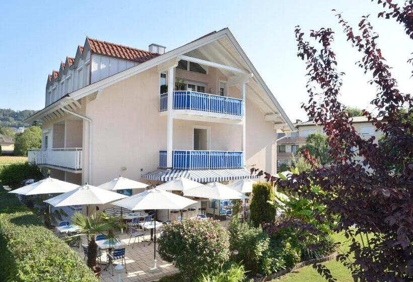 هتل Happy Lake By Thomas Strugger