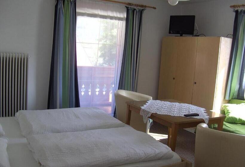 فندق Haus Alpenrose