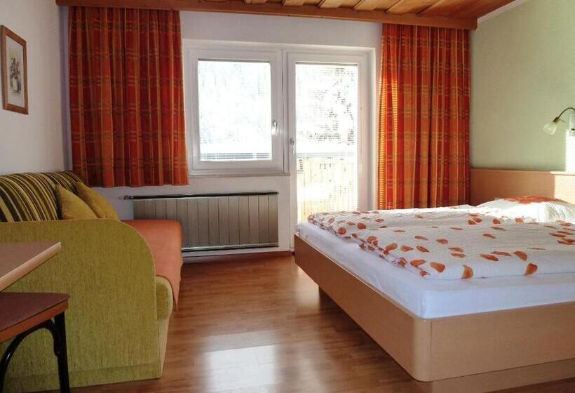 ホテル Haus Arnika