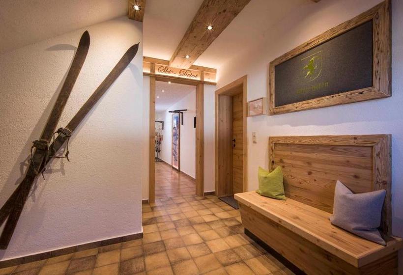 هتل Haus Fernblick