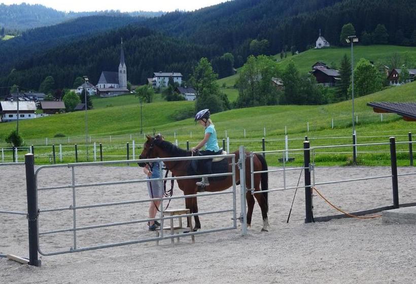 هتل Haus Grunwald