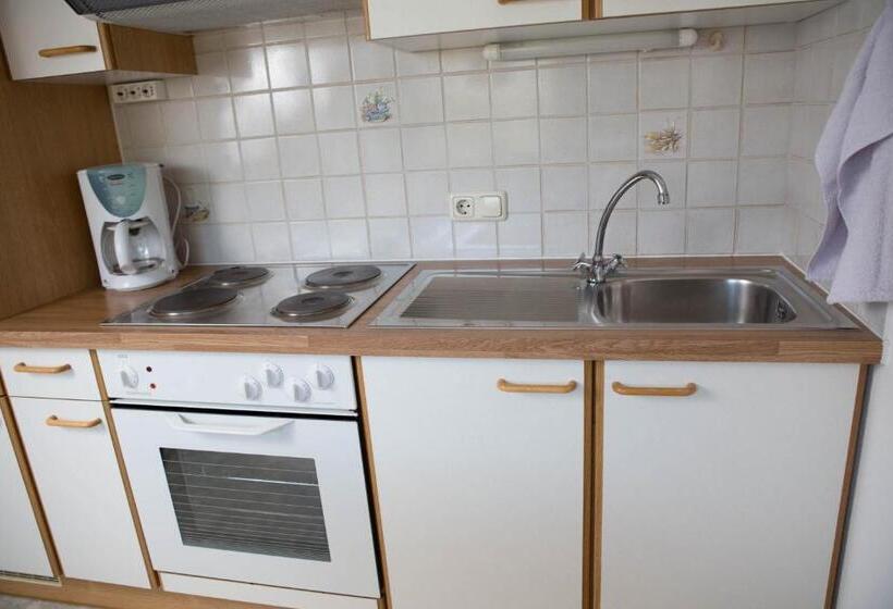 فندق Haus Theresia