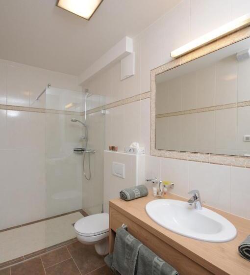 هتل Jagdhof Ligedl