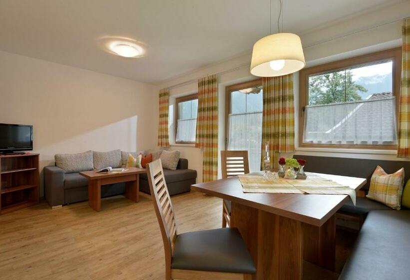 هتل Ferienhaus Gredler