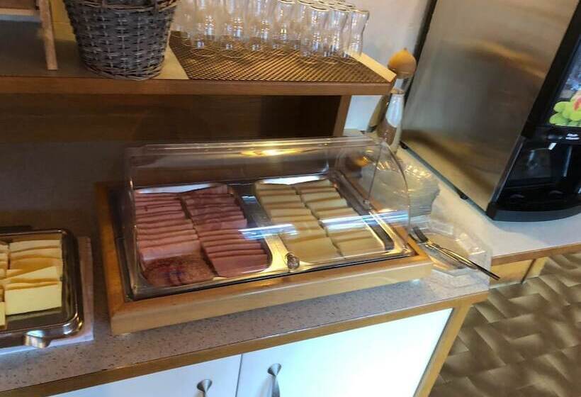 فندق Landhaus Zeller