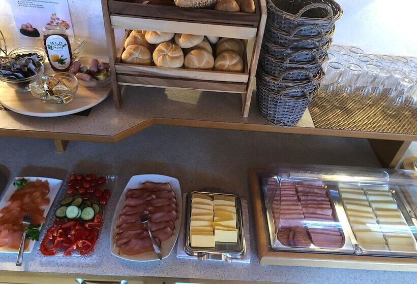 فندق Landhaus Zeller