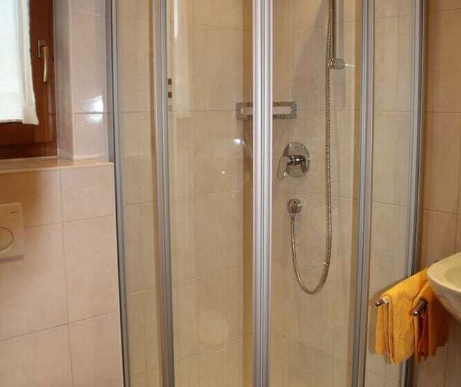 فندق Landhaus Zeller