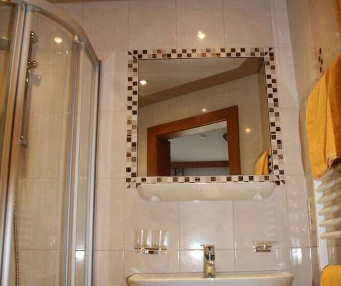 فندق Landhaus Zeller