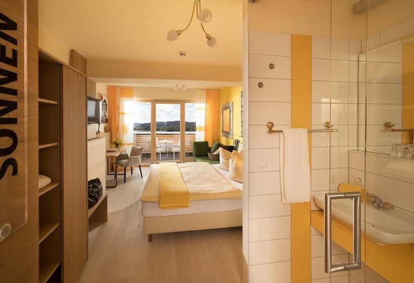 Отель Malerwinkl Restaurant + Kunst