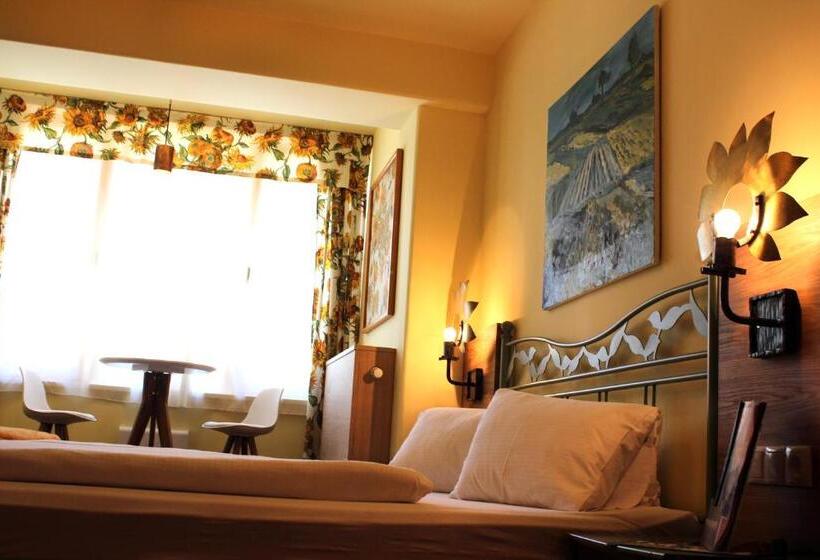 Отель Malerwinkl Restaurant + Kunst