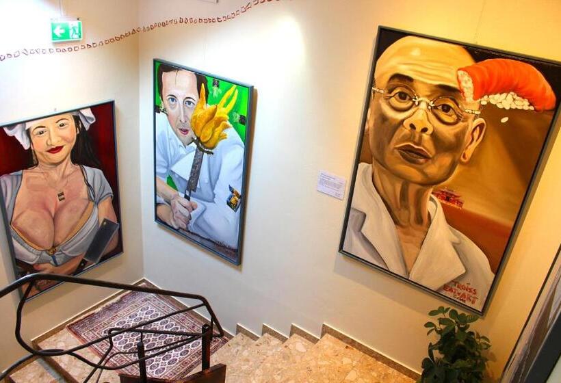 酒店 Malerwinkl Restaurant + Kunst