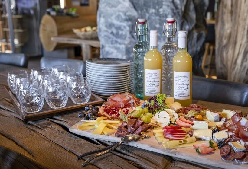 ホテル Mama Thresl