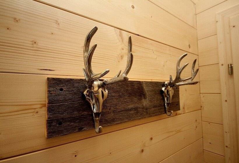 בית מלון כפרי Montana Apartments