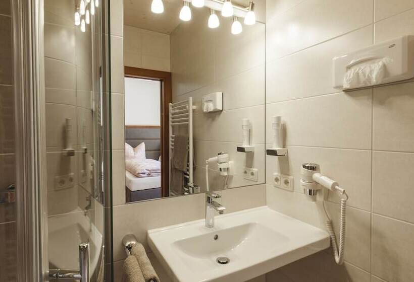 בית מלון כפרי Niederreiter