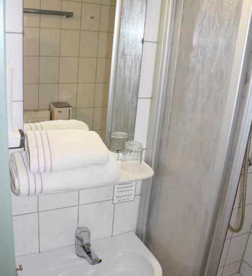 Отель Pension Alt Strassgang