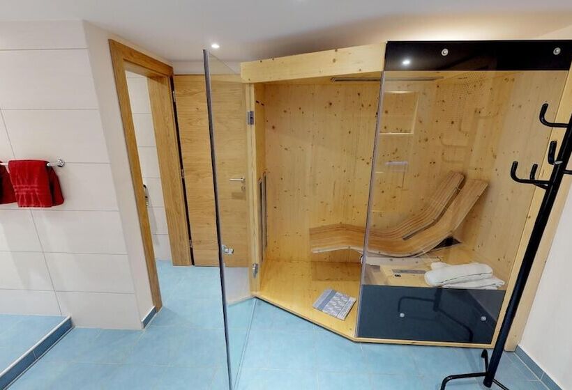 فندق Pension Bergkristall