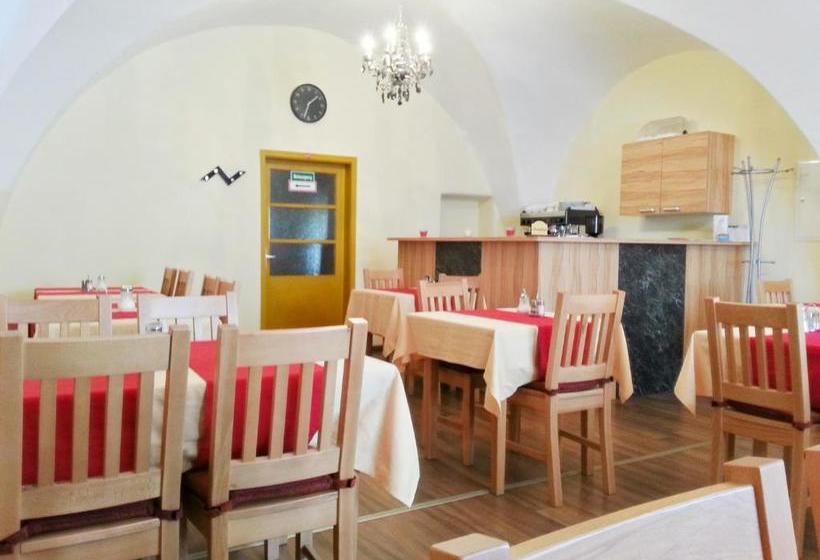 酒店 Pension Weisses Lamm