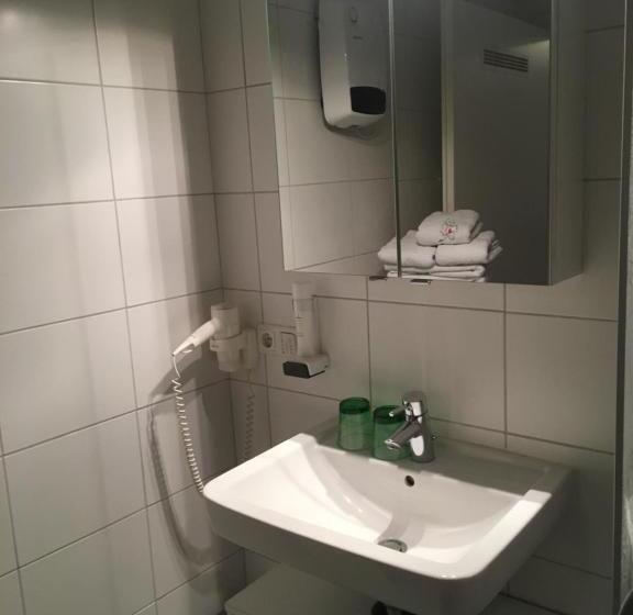 ホテル Pension Sunnseitn   Gasthof   Café   Weinkeller