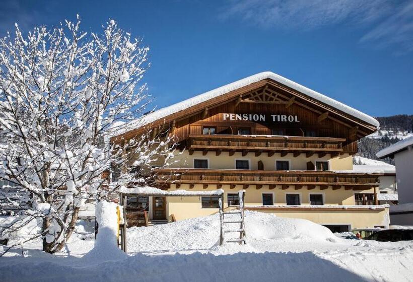 هتل Pension Tirol