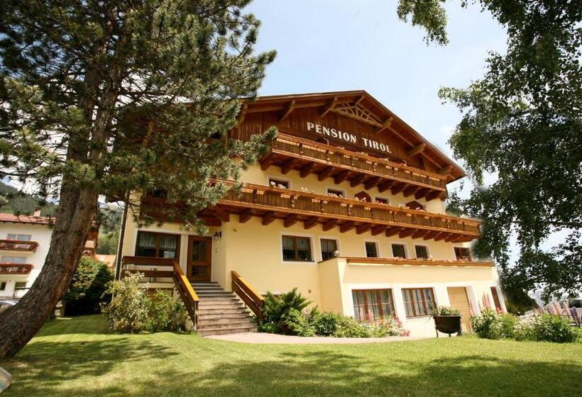 Отель Pension Tirol