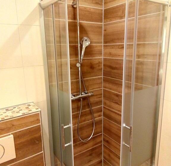 هتل Pension Wachau