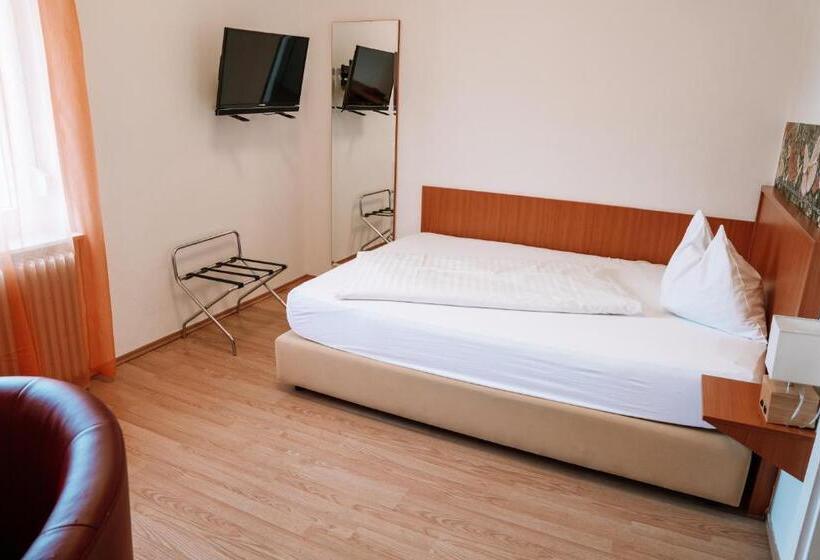 Отель Restaurant Römerhof