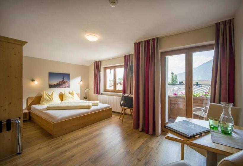 ホテル Sonnleiten