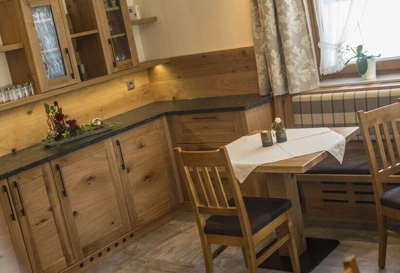 فندق Tobhartbauer