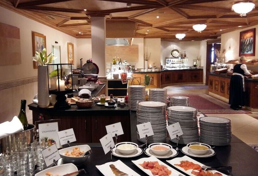 Отель Trofana Royal 5 Sterne Superior Resort