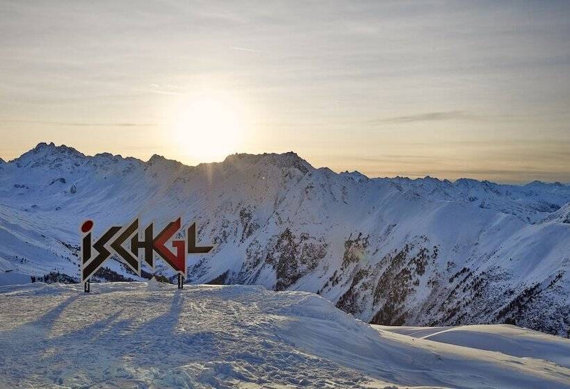 Отель Trofana Royal 5 Sterne Superior Resort